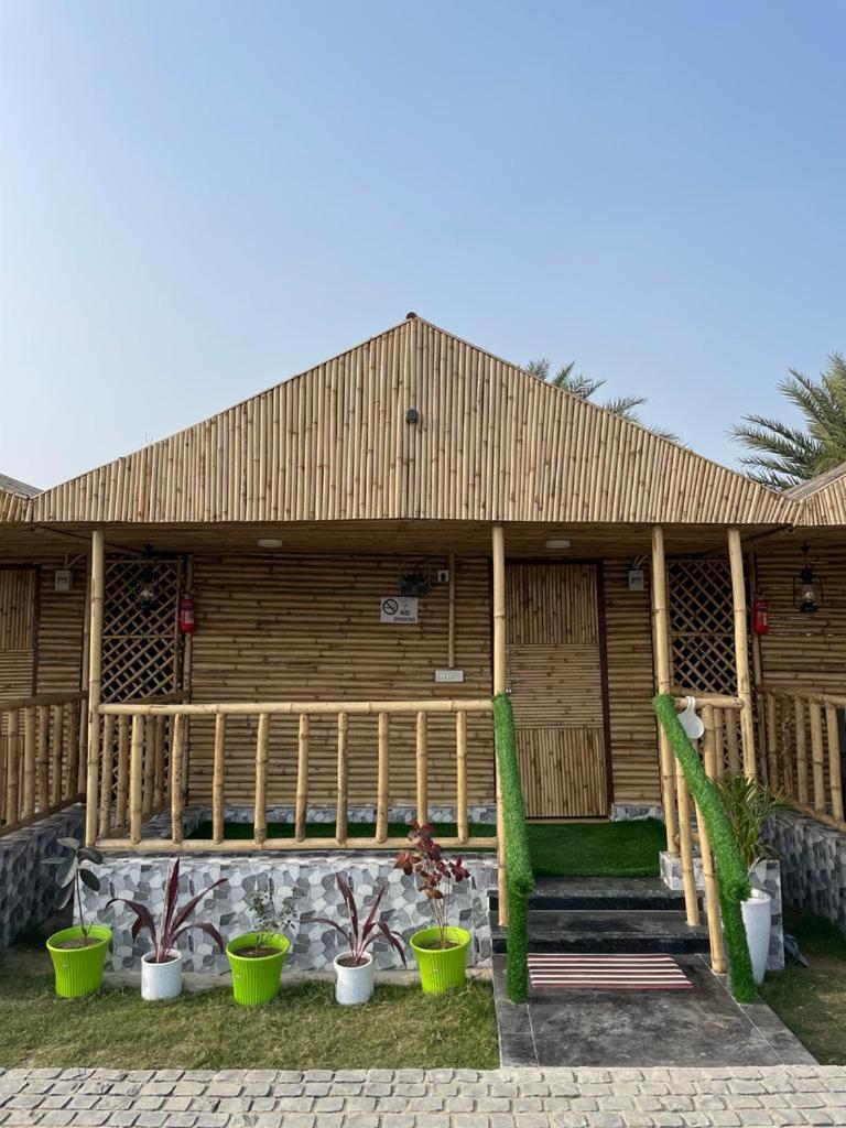 Gopika Resort Vrindāvan Exterior foto