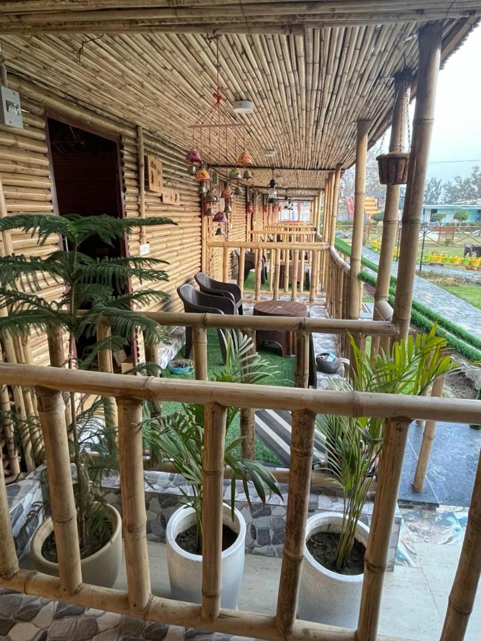 Gopika Resort Vrindāvan Exterior foto